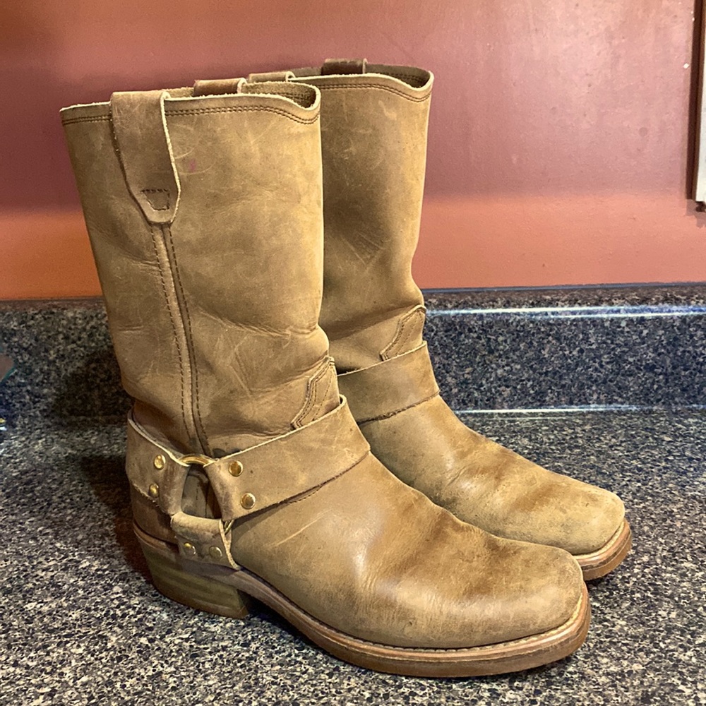 Dingo harness boots womens 8 tan/brown
